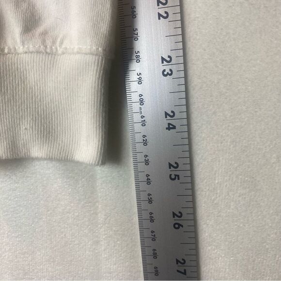 Champion X Timberland White Long Sleeve Graphic Shirt Size Large - Picture 12 of 12